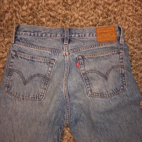 Levi’s Wedgie Shut Up Jeans - Picture 6 of 8
